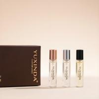 Vente en gros 2ml 3ml 5ml 10ml Petit vaporisateur vide Testeur de parfum rechargeable Échantillon de bouteille de parfum en verre mince de voyage