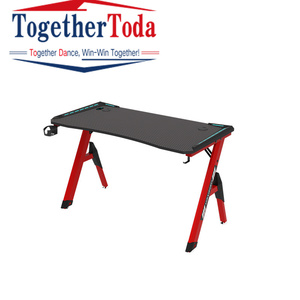 <span class=keywords><strong>Bureau</strong></span> de jeu léger en forme de X Grande table de jeu <span class=keywords><strong>noir</strong></span> <span class=keywords><strong>et</strong></span> <span class=keywords><strong>rouge</strong></span> <span class=keywords><strong>Bureau</strong></span> d'ordinateur <span class=keywords><strong>Bureau</strong></span> à domicile pour PC - Product Image 4