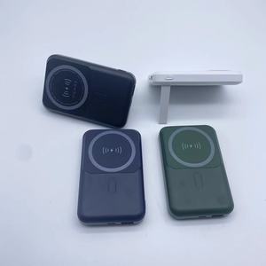 <span class=keywords><strong>Batterie</strong></span> Li-Polymère Magnétique Sans Fil ODM OEM Haute Capacité 15W 22.5W PD 10000mAh Type-C, Support Téléphone et <span class=keywords><strong>Batterie</strong></span> Externe Portable - Product Image 3