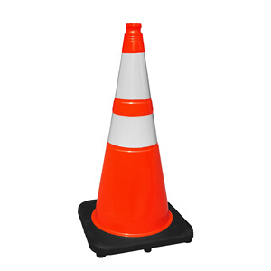 USA Wholesale 28 Inches PVC Reflective Roadway Safety Cones Traffic Cones For Road Application