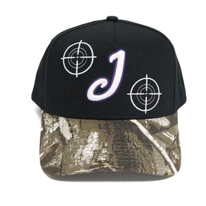 Venta al por mayor algodón bordado Snapback gorra negra hombres logotipo personalizado deportes sombreros béisbol <span class=keywords><strong>9forty</strong></span> Cap a Frame sombrero Camo Cap para hombres - Product Image 3
