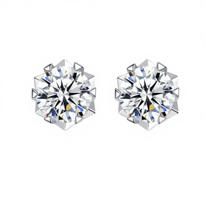 Boucles d'oreilles clous unisexes romantiques en argent sterling 925 plaqué argent avec moissanite géométrique taille brillant 1 carat et sertissage griffe pour femme - Product Image 5