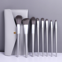 Ensemble professionnel de 8 pinceaux de maquillage de voyage, poils en fibres synthétiques, manches en bois, comprend des pinceaux plats pour les yeux et le visage
