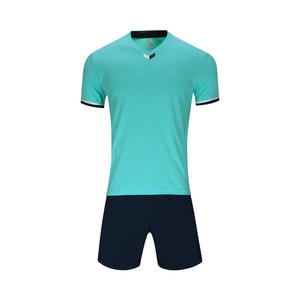 All'ingrosso personalizzato maglia calcio leggero poliestere abbigliamento sportivo set Design personalizzabile - Product Image 1