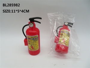 La nuova, unica e creativa pistola ad acqua giocattolo scherzo è Super divertente. È un estintore di plastica per bambini e una pistola a spruzzo d'acqua - Product Image 6
