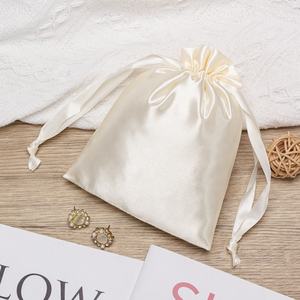 ถุงผ้าซาตินบรรจุแบบหูรูดทำจากผ้าซาตินคุณภาพสูงกระเป๋าใส่เครื่องประดับของขวัญกระเป๋าผ้านุ่มกำไลผ้าซาติน - Product Image 3
