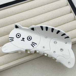 Creative Design Cat Diamond Shaped Acetic Acid Niche <b>Hair</b> Claw Clips Personalized <b>Black</b> White Daily Fashion Geometric for Girls - Product Image 3