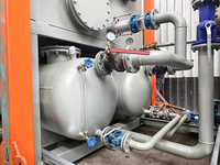 Unité de désorption thermique montée sur chenilles (UTD) pour la récupération des hydrocarbures des déchets de forage à base d'huile et des boues pétrolières