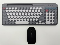 Ensemble clavier et souris sans fil 2,4G ultra-plat personnalisé OEM pour ordinateur de bureau et ordinateur portable avec support pour ordinateur portable