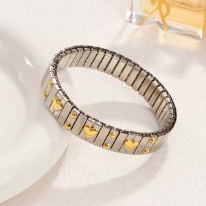 Vente chaude De Mode Populaire Bijoux En Acier Inoxydable Coeur Trèfle Charme Élastique Bracelet Bracelet - Product Image 3