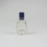 Diffuseur de parfum pour voiture à suspendre, senteurs aromatiques, flacon en verre givré de 10 ml