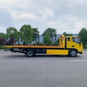Camion de remorquage à plateau plat Foton 8 tonnes 4x2 personnalisé avec treuil télécommandé - Product Image 5