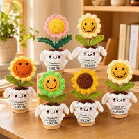 Ornement de pot de fleurs en crochet fait main, motif tournesol mignon, pour soutien émotionnel, avec étiquette positive, cadeau personnalisé