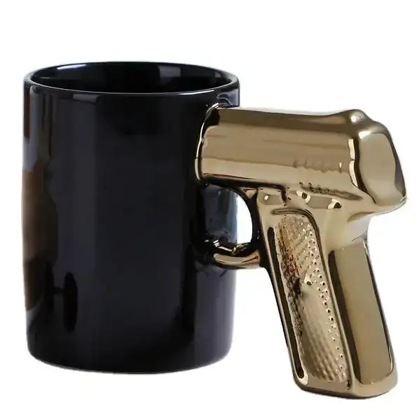 रचनात्मक 330ml काले handgun पिस्तौल बंदूक आकार सिरेमिक कॉफी मग के साथ धातु चढ़ाना संभाल