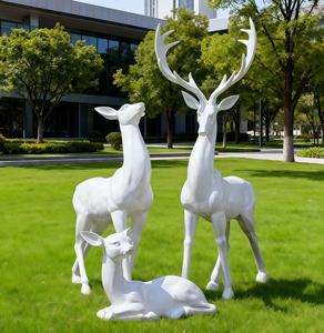 屋外公園装飾用、カスタマイズ可能なサイズと色の、グラスファイバー樹脂製の模造動物トナカイ像（家庭およびオフィス用） - Product Image 1