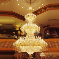 Lustre en cristal moderne de grande taille de Guzhen, Chine, design doré SAA pour hôtels - Lampes suspendues