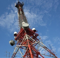 Menara Telekomunikasi Tahan Angin 3 Kaki, Berdiri Sendiri, Struktur Baja Komunikasi Galvanis Celup Panas, Menara Lattice, Stasiun 5G