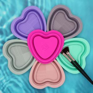 Heart Shape Foldable <b>Silicone</b> Makeup Brush Cleaner Bowl Washing Pad Cosmetic Cleaning Beauty <b>Tool</b> for Brushes Sponge Home Use - Product Image 4