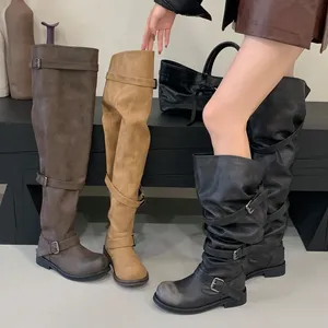 <span class=keywords><strong>Nuovo</strong></span> <span class=keywords><strong>Design</strong></span> Stivali Sopra il Ginocchio da Donna con Punta Rotonda, Stile Punk, Cinturino con Fibbia Plissettata, Tacco Basso Quadrato, Autunno Inverno - Product Image 6