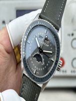 Nouvelle montre automatique mécanique de luxe pour homme, populaire, avec cadran en céramique gris, bracelet en cuir, calendrier, phase de lune, style Hip Hop, 5 ATM
