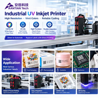 Imprimante jet d'encre UV grand format PIJ avec plateforme de couture et de rembobinage pour codes QR variables, machine de codage industrielle pour l'emballage