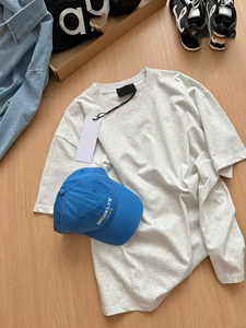 T-shirt casual da donna a maniche corte in cotone tinta unita con logo argento, vestibilità ampia, versione corretta, collezione Estate 2026 - Product Image 5