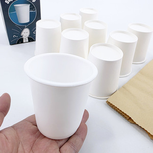 Taza ecológica, convierte una mano vacía en una taza, convierte una bolsa de papel en una taza, accesorios de magia King Magic, magia de cerca y de escenario - Product Image 2