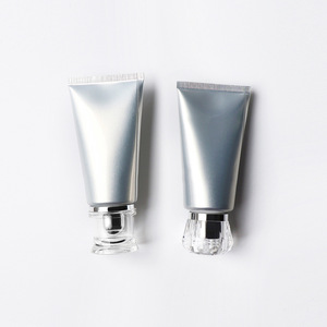 Tubo de Aluminio y Plástico Plateado Brillante de 50 ml con Logotipo Personalizado, Tubo Exprimible para Crema de Manos, Cuidado Facial, Pasta de Dientes - Product Image 5