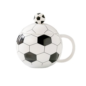 Ensemble cadeau de tasses en forme de ballon de football avec cuillère et couvercle en dôme, vaisselle à thème football pour la maison, les fêtes et la salle de jeux - Product Image 5