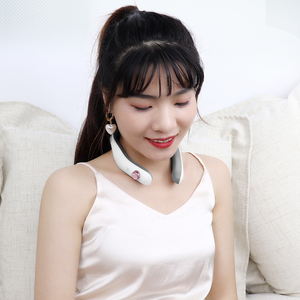 Masseur électrique pour le cou et les épaules, vibrations à basse fréquence, équipement de massage par acupuncture, masseur pour le dos et le cou avec fonction chauffante - Product Image 2