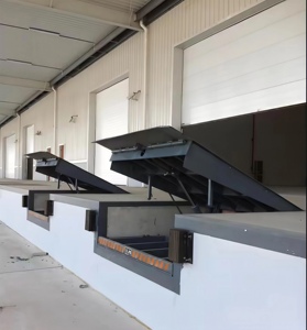 Plataforma Niveladora Telescópica de 2*2.5m, 6-15 Toneladas, Plataforma de Descarga Hidráulica de Alta Resistencia - Product Image 5