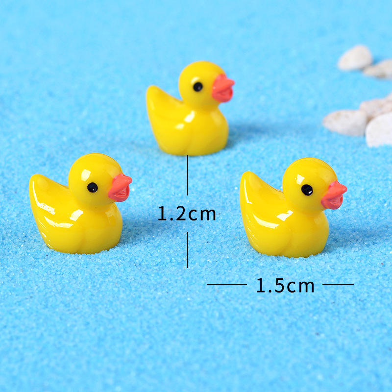 Yellow-simulation duckling