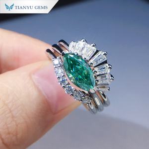 Tianyu Gems Green Moissanite White Gold Ring Set Anillo de corona de diseño personalizado - Product Image 2