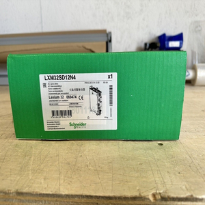 Nouveau et original, tout neuf, LXM32SD12N4 Lexium 32 LXM32S DriveG en stock dans l'entrepôt - Product Image 1