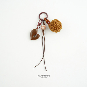 Porte-clés Ankola Cœur Rouge Style Miu Inspiré des Blogueuses, Pendentif Nœud Perlé, Charm de Sac Adorable & Accessoire pour Clés de Voiture pour Femmes - Product Image 2