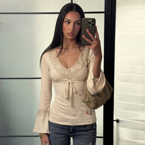 <b>Women</b> Elegant Lace Trim <b>V</b>-<b>Neck</b> Knit <b>T</b>-<b>Shirt</b> Floral Print Tie Front Long Sleeve Slim Fit Polyester Elastane Tee - Product Image 6
