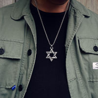 Vente en gros de colliers Amulette porte-bonheur gothique vintage pour hommes pendentif hexagramme Hip Hop en acier inoxydable collier étoile de David juif