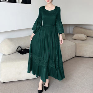 Vendita Diretta di Fabbrica: Abito Lungo Plissettato Miyake per Donne, Vestito Casual Vintage in Pizzo con Maniche a Lanterna, Decorazione Ricamata e Arricciata - Product Image 6
