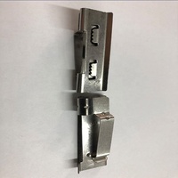 Vente en gros d'accessoires solaires en acier inoxydable Panneau photovoltaïque Composants fixes Clip de câble Système de montage solaire