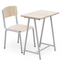 Ensemble de mobilier scolaire ergonomique pour salle de classe : bureau et chaise individuels pour étudiant