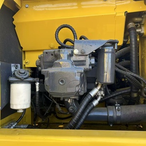 Excavatrice Komatsu 220 de 22 tonnes d'occasion, faible consommation de carburant, avec moteur Cummins de 125 kW et godet de 1,1 m³ - Product Image 3