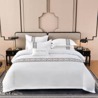 Vente en gros de parures de lit pour hôtels 5 étoiles, 4 pièces, ensemble de housse de couette en coton de luxe avec bordure brodée élégante