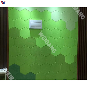 Panel Acústico Moderno de Fibra de Poliéster Ligero con Diseño Gráfico para Aula de Idiomas de la Escuela Internacional Tailandesa - Product Image 2