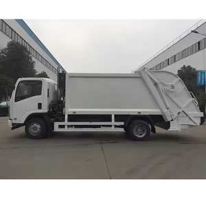 Camion à ordures compacteur ISUZU 4x2, 6-9 m³, avec chargeur arrière hydraulique, pour l'assainissement municipal - Product Image 5