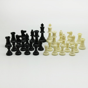 Juego de Ajedrez Portátil, Plegable, Resistente y Ecológico, Marca TZYM, Verde, para Interiores, con Tablero de Cuero Sintético de 34cm/43cm/51cm y Bolsa de Almacenamiento - Product Image 4