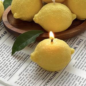 Ornements de modélisation créatifs Bougies parfumées au citron Vente en gros Cadeau de parfum personnalisé Bougies de fruits simulées - Product Image 1