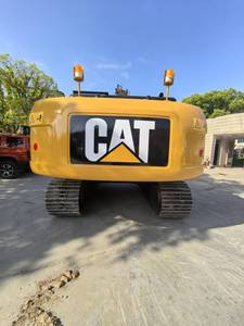 Excavatrice CAT320D2 d'occasion en excellent état, équipée d'un moteur principal, livraison mondiale - Product Image 5