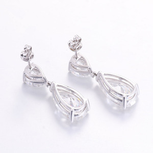 Boucles d'oreilles en moissanite taille poire DEF VVS1 en or blanc massif 18K 14K 10K, bijoux de haute qualité pour femmes, pour fêtes et mariages - Product Image 3