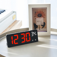 Reloj Despertador Digital LED de Escritorio con Pantalla Grande, Retroiluminación, Control de Volumen, Temporizador, Color Creativo, Blanco, con Recordatorio