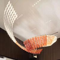 Modèle de maison personnalisée, Lustre en cristal ondulé sur mesure, Lustre de hall d'hôtel avec escalier rotatif creux